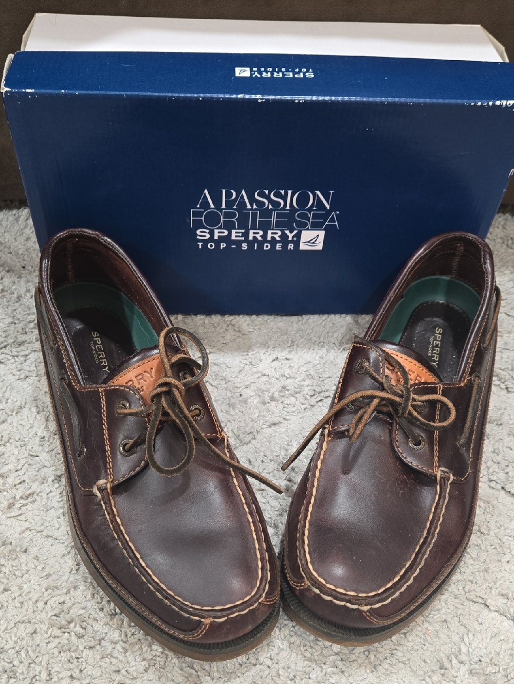 Sperry Men’s Brown Classic Leather Boat Shoes!